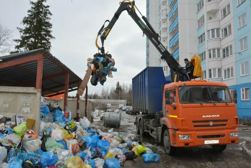 Вывоз бытового мусора в Юбилейном с погрузкой в октябре