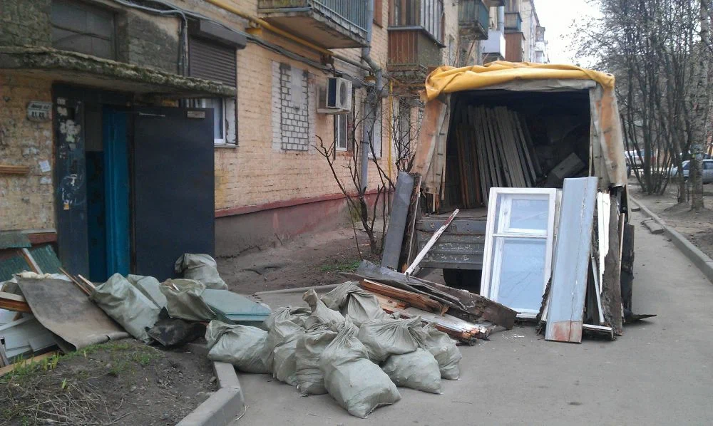 Вывоз мусора после ремонта в Юбилейном от ПроМусор — цены от 4636 руб., быстро и недорого