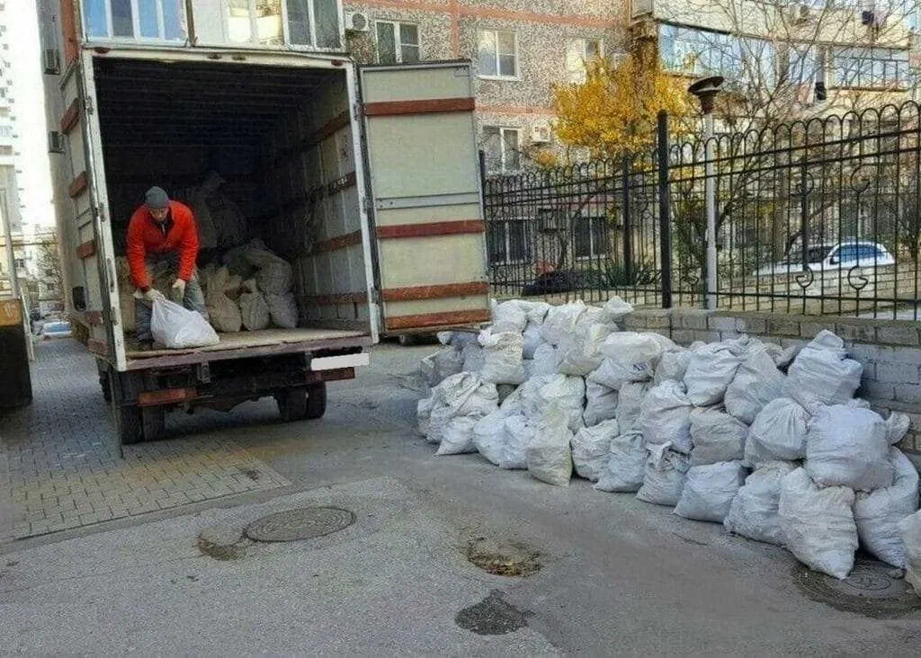 Вывоз мусора после переезда в Юбилейном в октябре