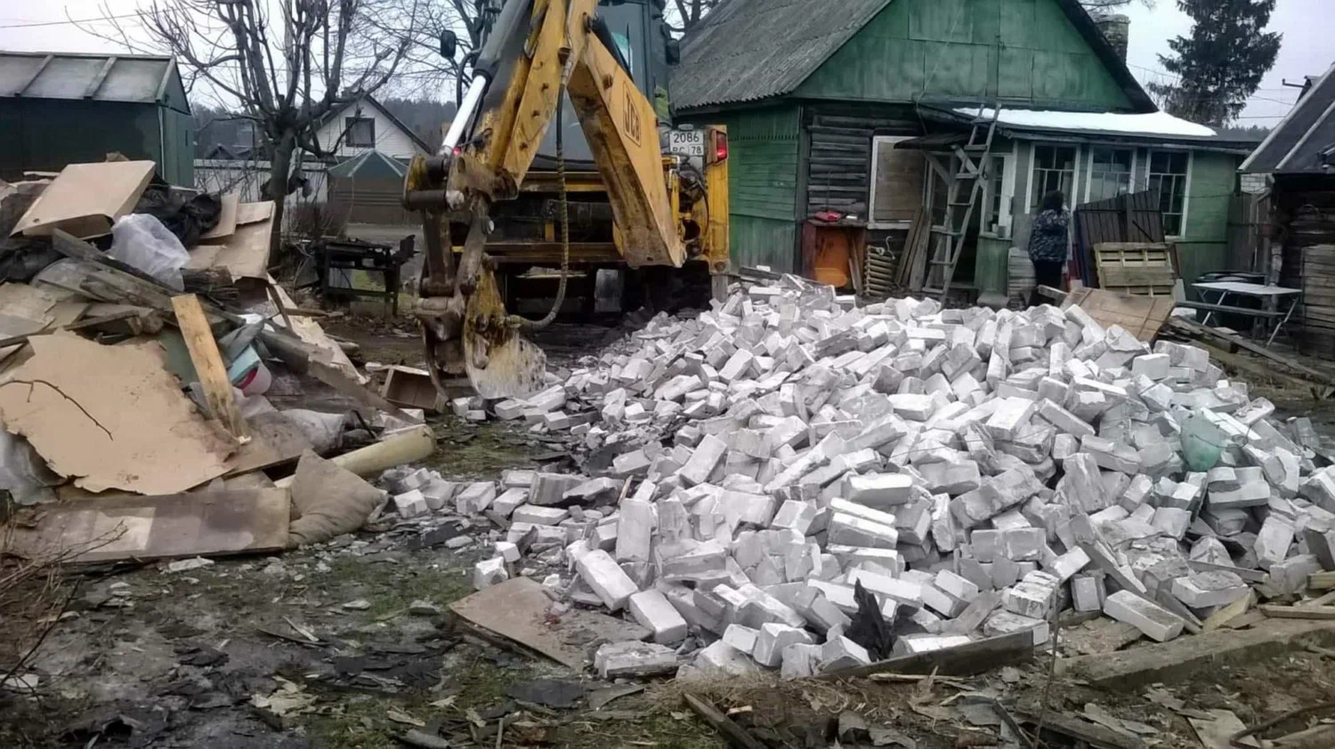 Вывоз мусора после сноса здания в Юбилейном от ПроМусор – цена от 5152 руб., утилизация и уборка стройотходов