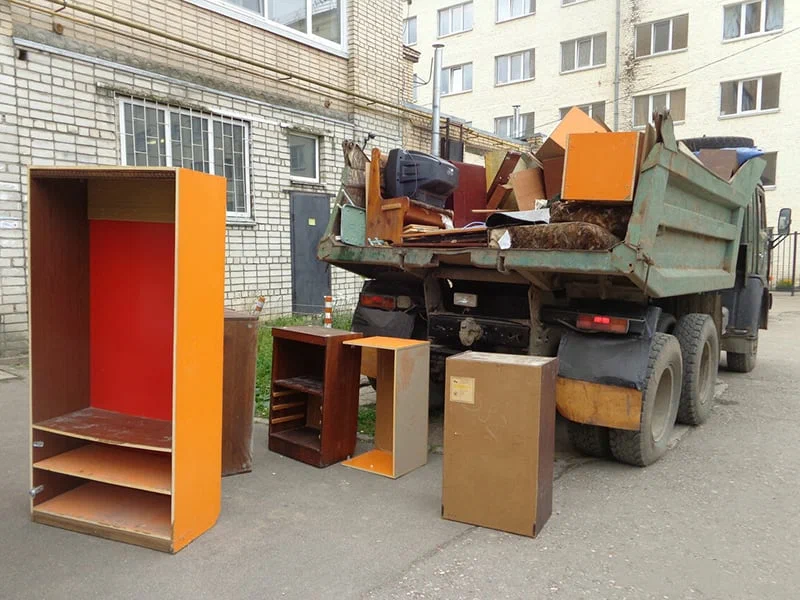 Вывоз шкафа в Юбилейном от ПроМусор — недорого, демонтаж, утилизация, вывоз из квартиры от 876 руб